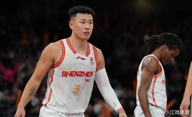 体育娱乐平台-23投砍32分+5记三分!提前锁定常规赛MVP,郭士强真是眼光毒辣|贺希宁|男篮|深圳男篮|新疆男篮|篮板_新浪体育_新浪新闻